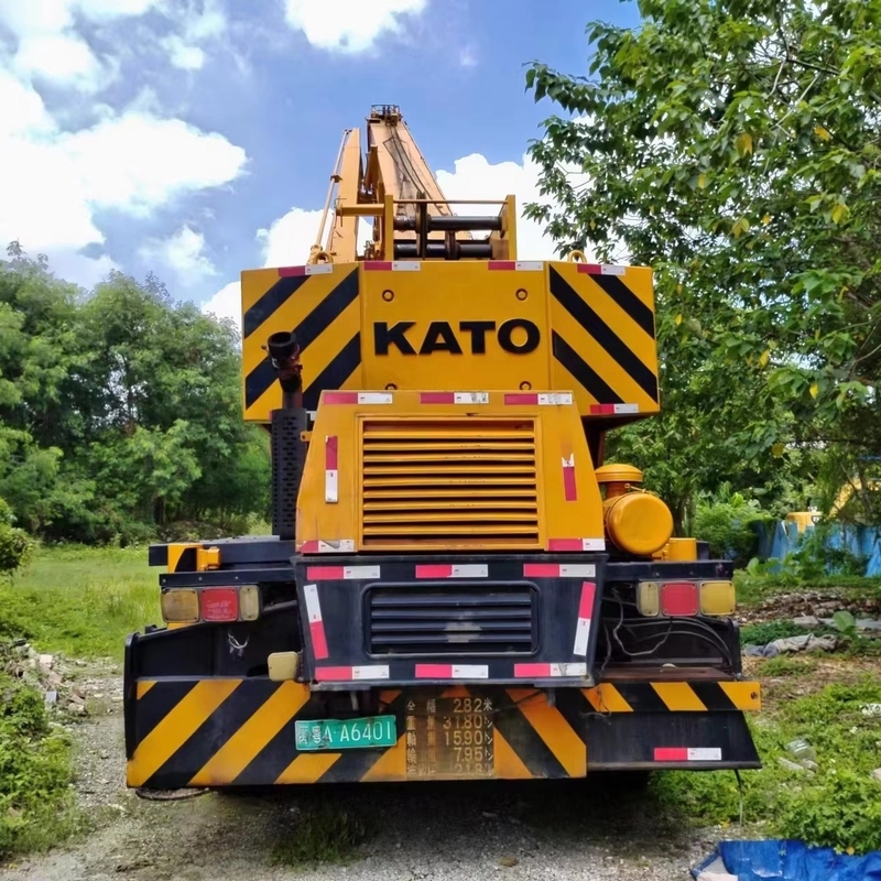 Кран Kato KR-35H с японским двигателем и рабочей массой 35 тонн