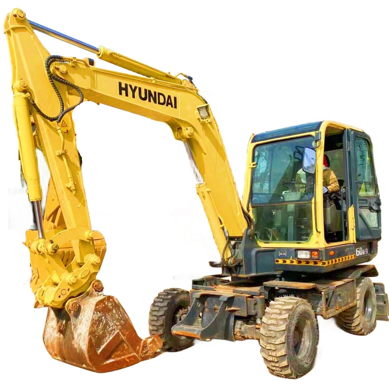 Подержанный Digger Hyundai 60W-9 с оригинальной краской и полностью гидравлической системой в хорошем состоянии
