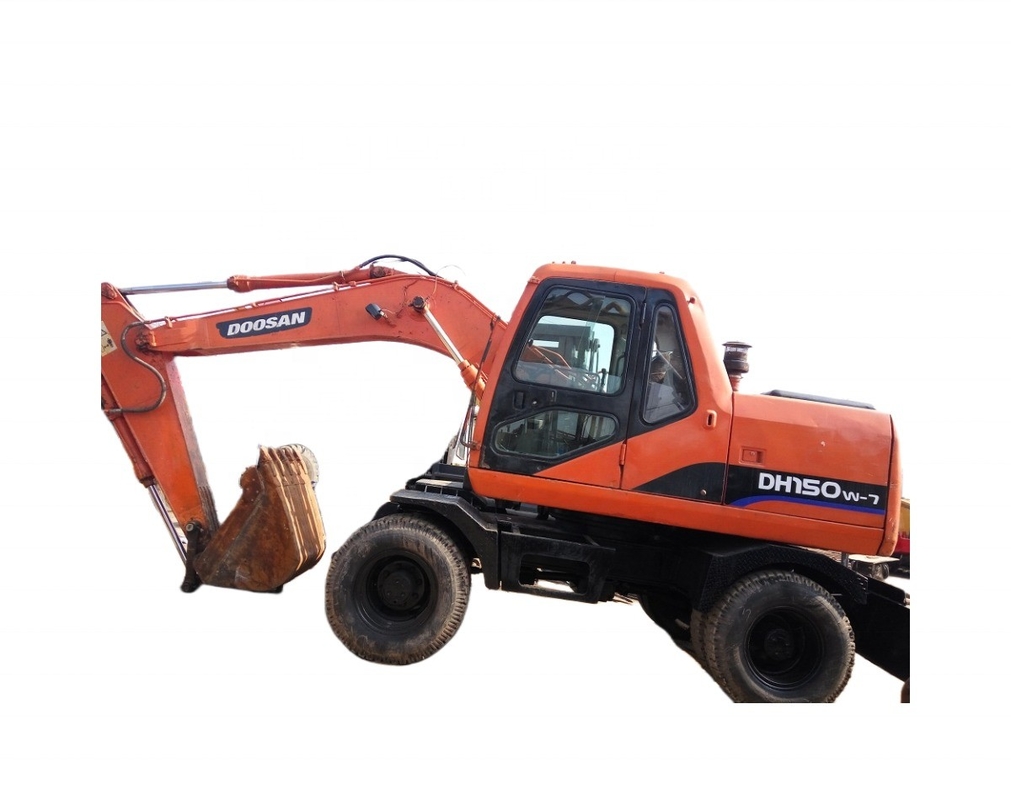 Использованный экскаватор на колесах DOOSAN 150W-7 15 тонн с емкостью в 0.7 м3