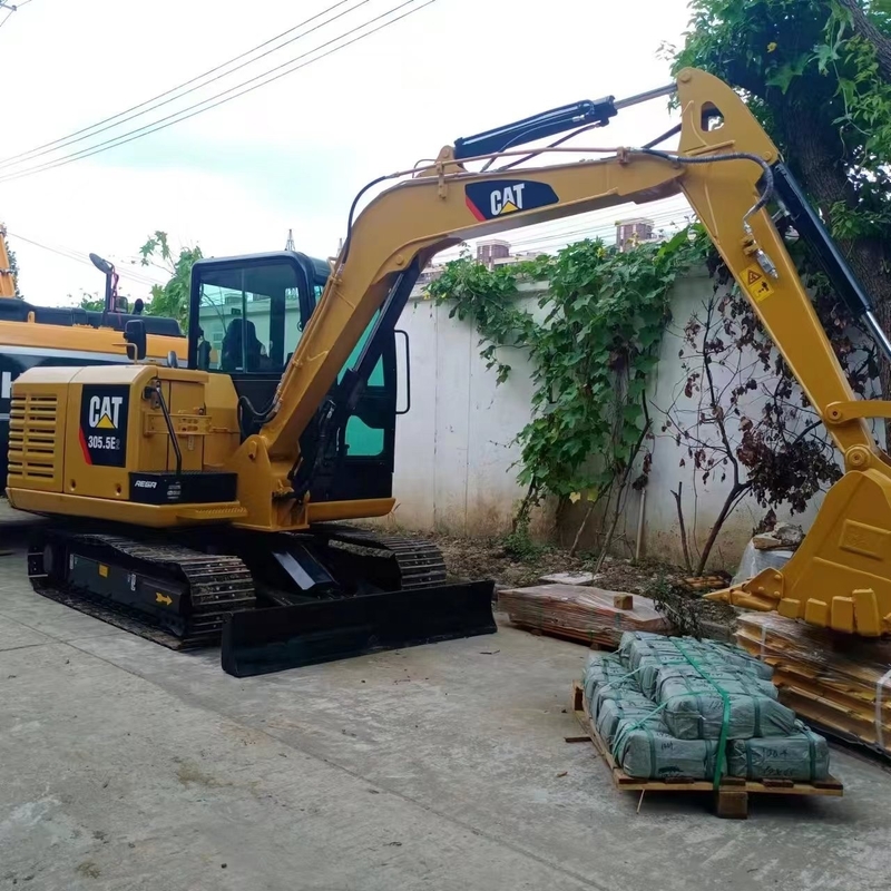 В хорошем состоянии использованный экскаватор CAT 303.5 с гидравлическим клапаном Liyuan и японским двигателем
